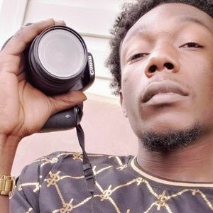 Meet your Posher, Carolina